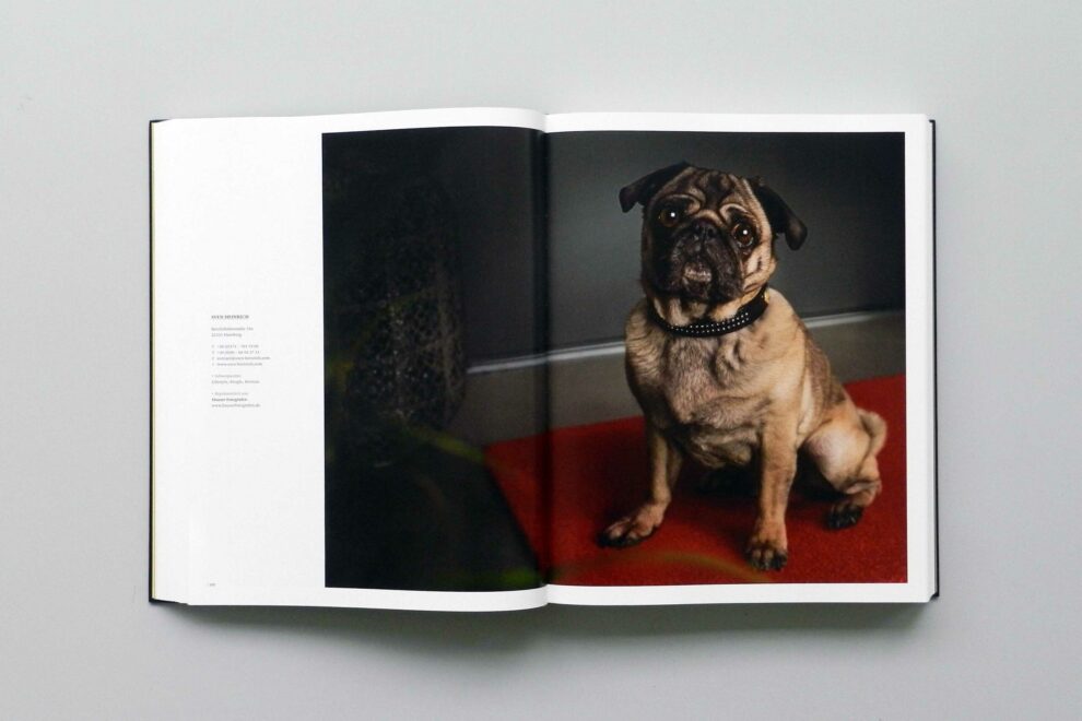 225 Fotografen auf 672 Seiten in einem 4,5 kg Bildband