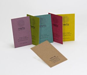 Voll im Trend – Naturmaterialien mit haptischen Eigenschaften Druckideen auf Naturmaterialien