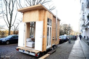 Leben im Minihaus: Tiny House als weltweite Bewegung Kleines Wohnen wagen oder Raum ist in der kleinsten Hütte