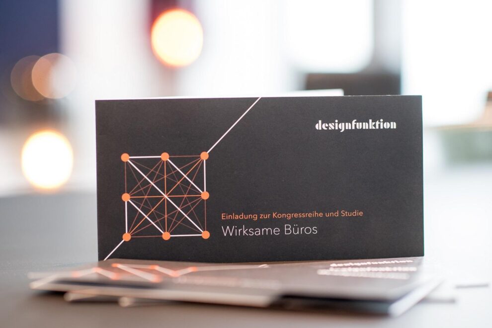 <span class="entry-title-primary">Dokumentation der Kongressreihe „Wirksame Büros“ von designfunktion</span> <span class="entry-subtitle">„Erfolg lässt sich einrichten“ - Der nächste Kongresstermin ist am 13. September 2017 bei Design Offices Berlin</span>