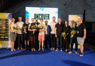 UNCOVER Designpreis 2018: Gruppenbild der Gewinner mit den Preisstiftern des Designfeste Copyright: Florian Nitschke