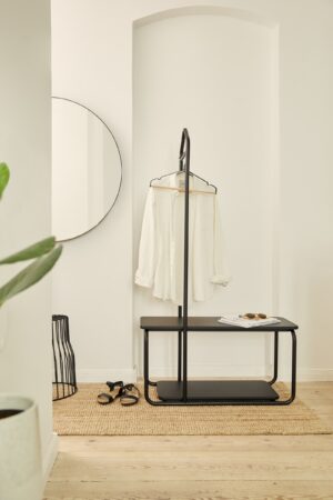 Stummer Diener R50 Neuinterpretation eines klassischen Möbel