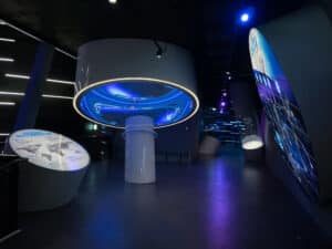 OMV Innovation & Technology Center eröffnet Kooperation von Tamschick Media + Space, Archimedes Exhibitions und Kraftwerk Living Technologies