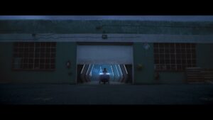 Fiverr feiert Super Bowl-Debüt – Teaser veröffentlicht Der 15-Sekünder beginnt mit einem geheimnisvollen Blick auf ein Garagentor.