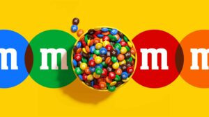 All Together: Das neue Branding von M&M’S Mit Schrift von Monotype
