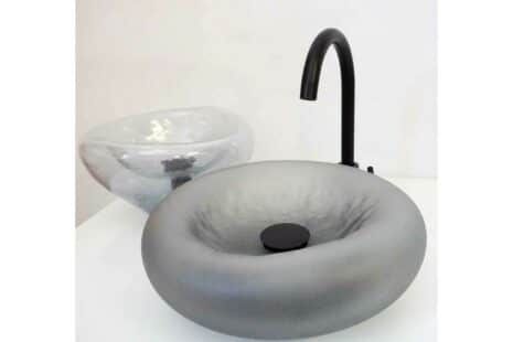 Akitani Gbogbo erreicht den 2. Platz beim 3. Glass Design Award
